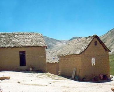 ¿CÓMO SON LAS VIVIENDAS DE LA SIERRA PERUANA?