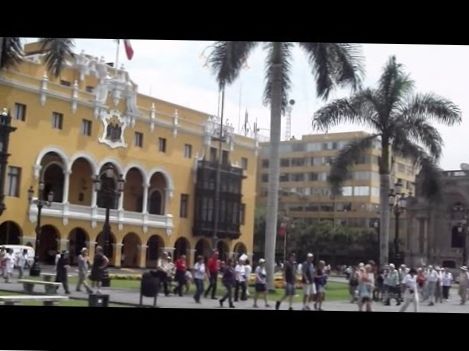 ¿EN QUÉ PLAZAS DE LIMA SE PROCLAMÓ LA INDEPENDENCIA DEL PERÚ?