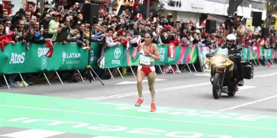 ¿QUÉ PERUANO GANÓ LA PRIMERA MEDALLA DE ORO EN LOS JUEGOS PANAMERICANOS DE TORONTO 2015?